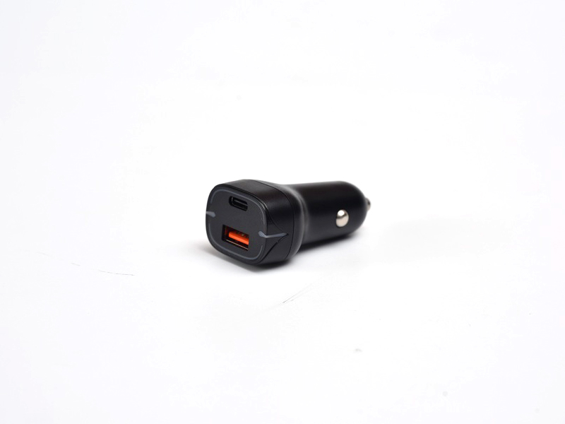 A67 車(chē)充充電器 PD20W+QC18W
